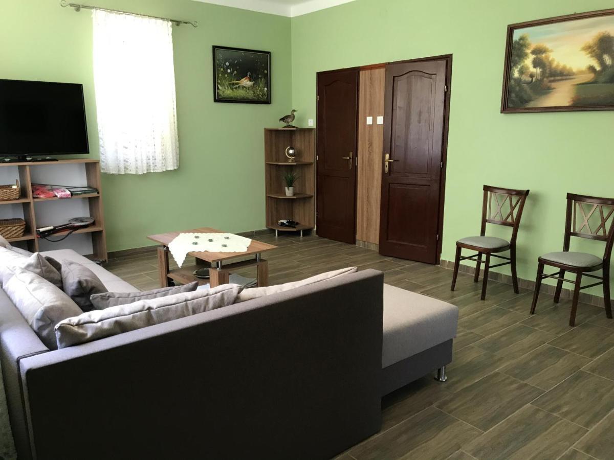 Vénusz Üdülőcentrum Tiszacsege Extérieur photo